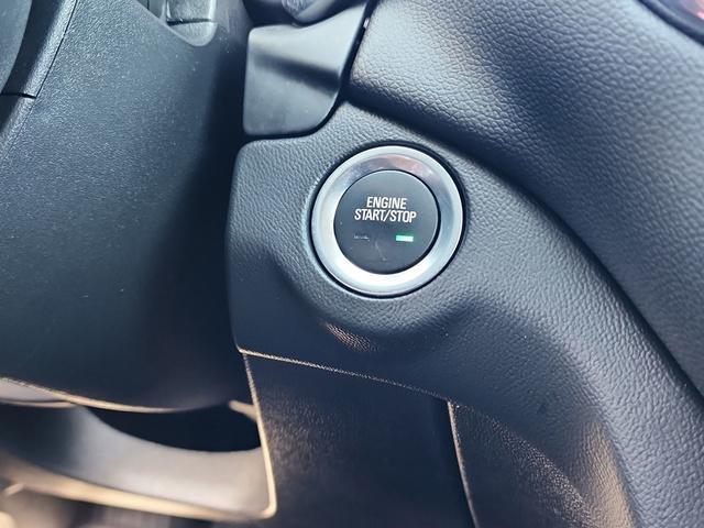 used 2022 Chevrolet Equinox car, priced at $18,375
