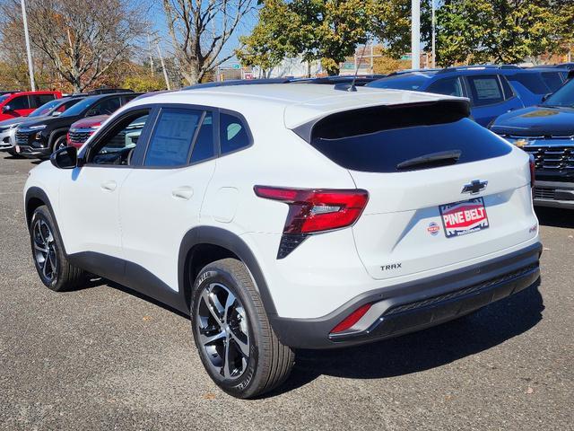 new 2025 Chevrolet Trax car, priced at $23,002