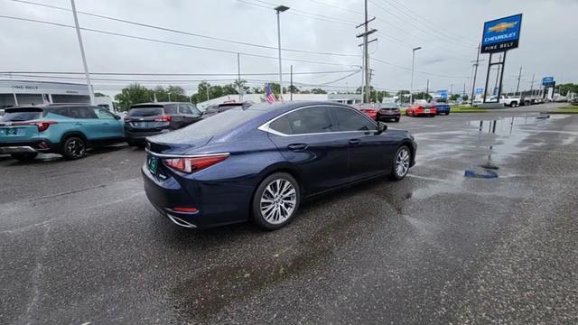 used 2020 Lexus ES 350 car, priced at $25,143