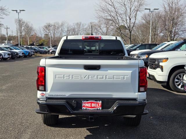 new 2025 Chevrolet Colorado car, priced at $36,112