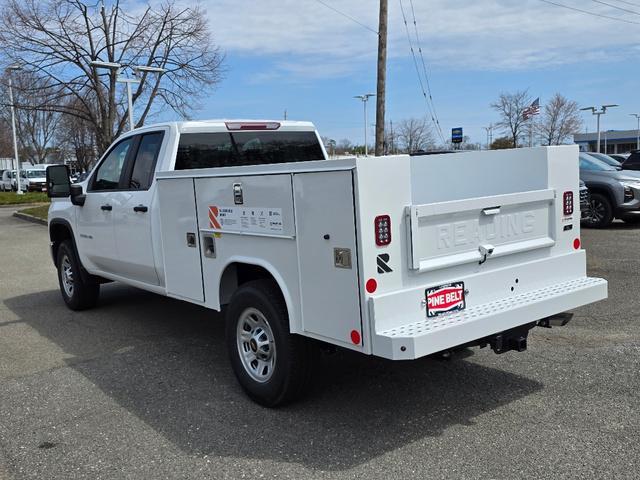new 2025 Chevrolet Silverado 3500 car, priced at $52,190