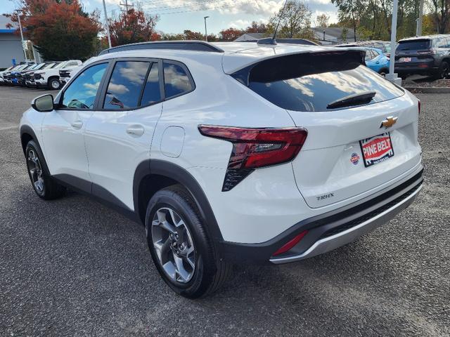 new 2025 Chevrolet Trax car, priced at $24,197