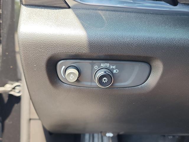 used 2022 Chevrolet Traverse car, priced at $40,000