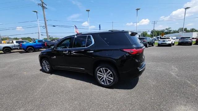 used 2022 Chevrolet Traverse car, priced at $40,000