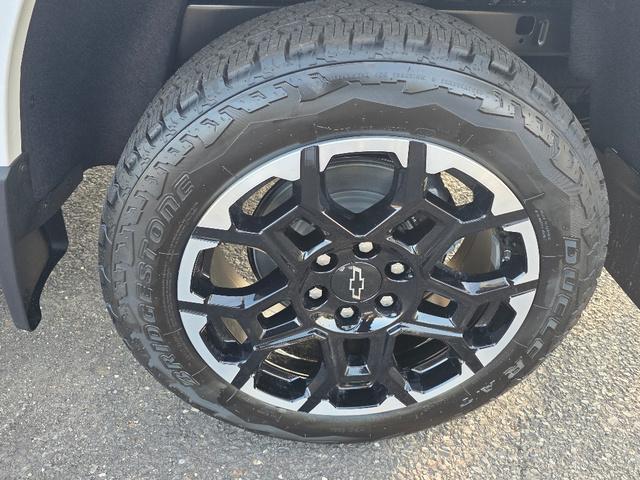new 2026 Chevrolet Colorado car, priced at $49,577