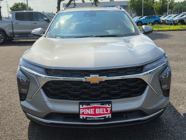 new 2025 Chevrolet Trax car, priced at $24,717