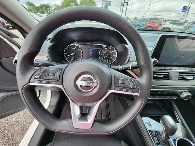used 2023 Nissan Altima car, priced at $18,213
