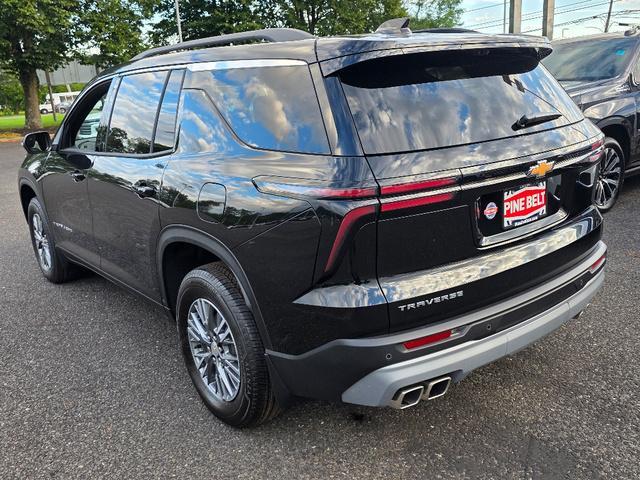 new 2026 Chevrolet Traverse car, priced at $43,552