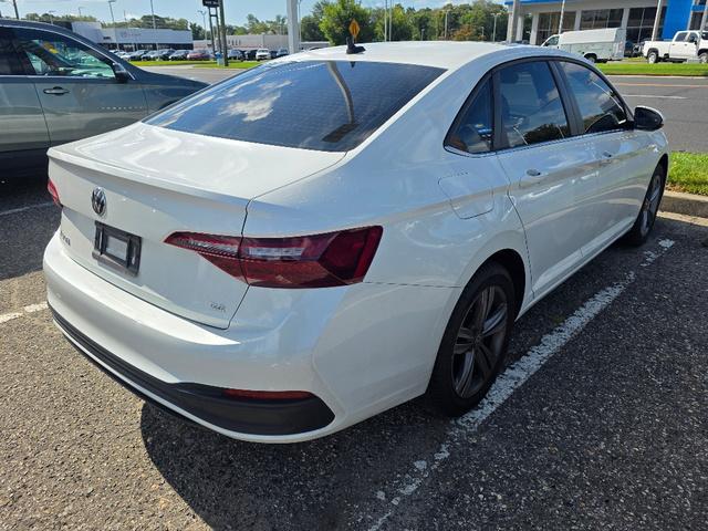 used 2022 Volkswagen Jetta car, priced at $17,781