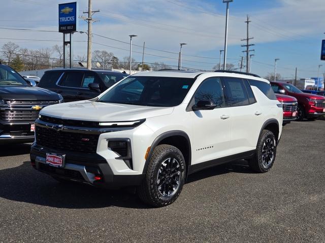 new 2025 Chevrolet Traverse car, priced at $51,047