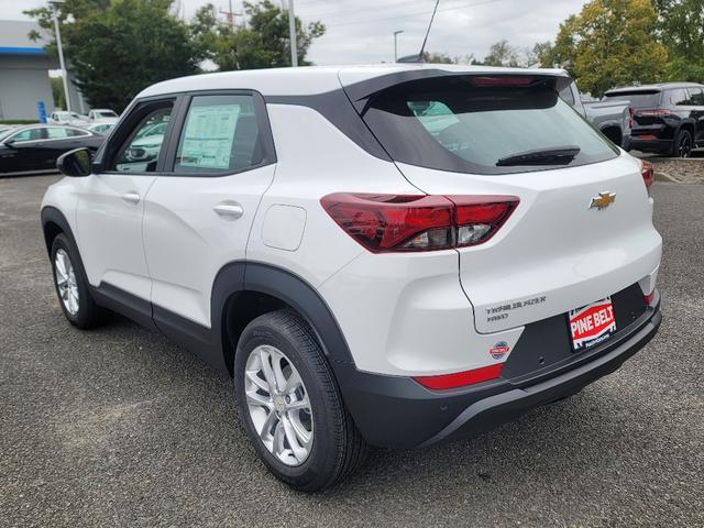 new 2025 Chevrolet TrailBlazer car, priced at $26,102