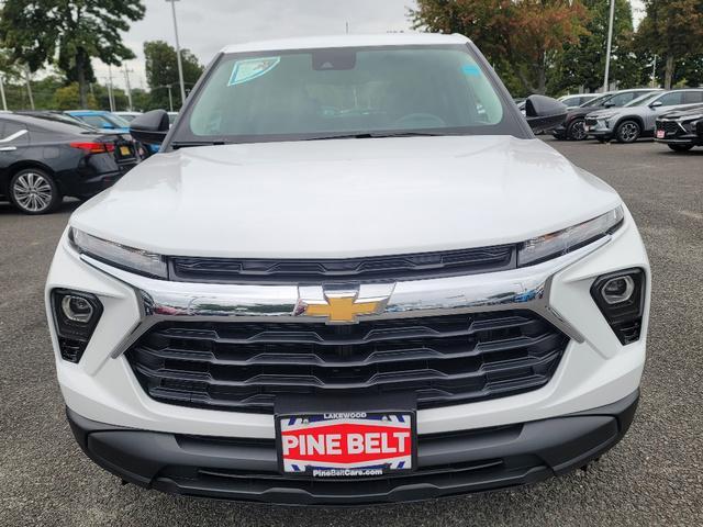 new 2025 Chevrolet TrailBlazer car, priced at $26,102