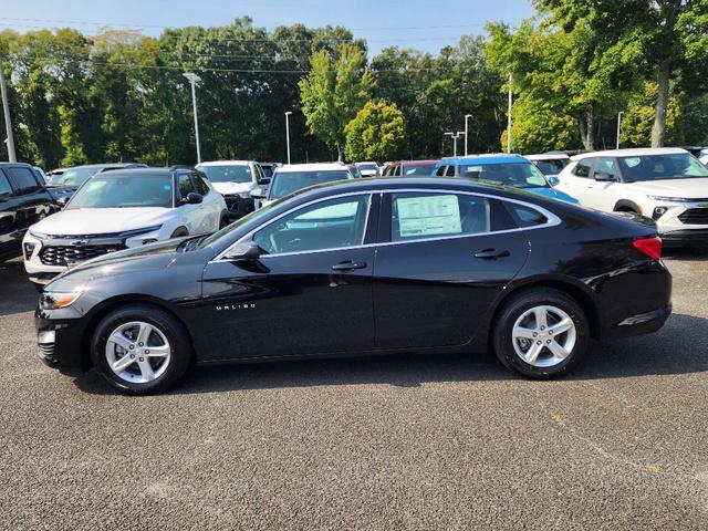 new 2025 Chevrolet Malibu car, priced at $22,857