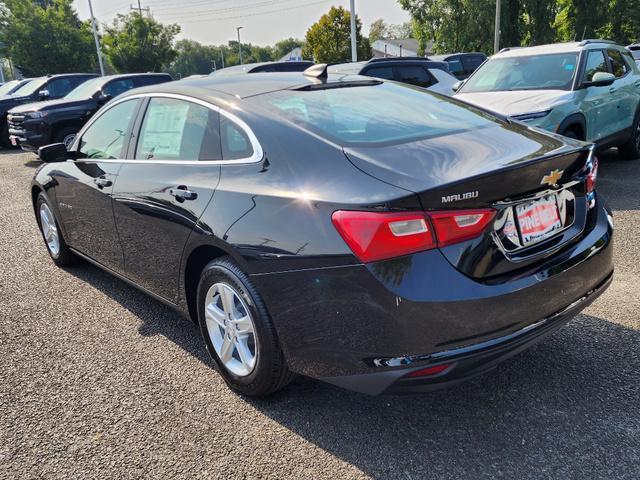 new 2025 Chevrolet Malibu car, priced at $22,857