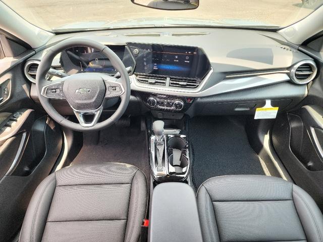 new 2025 Chevrolet Trax car, priced at $26,202