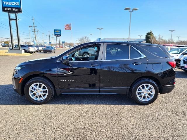 used 2022 Chevrolet Equinox car, priced at $23,841