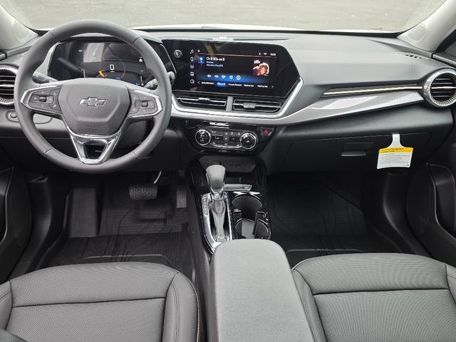 new 2025 Chevrolet Trax car, priced at $26,712