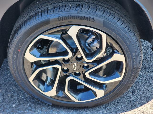 new 2025 Chevrolet Trax car, priced at $26,202