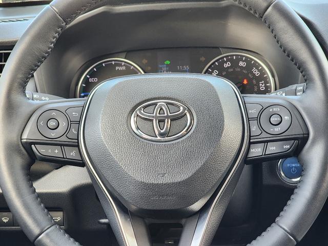 used 2022 Toyota RAV4 Hybrid car, priced at $32,462