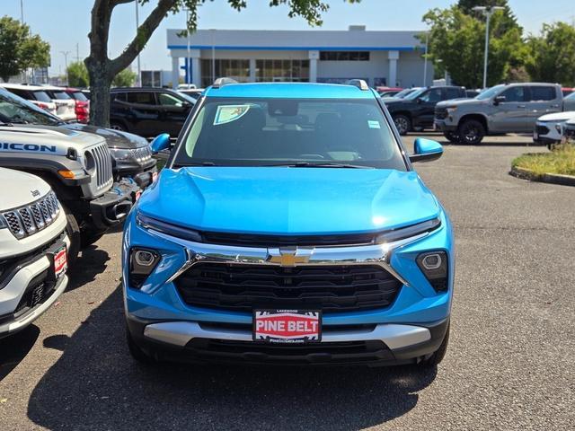 new 2025 Chevrolet TrailBlazer car, priced at $26,197