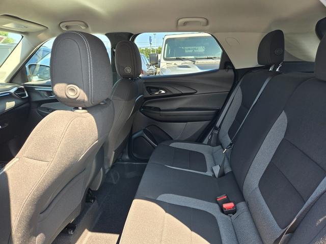 new 2025 Chevrolet TrailBlazer car, priced at $26,197