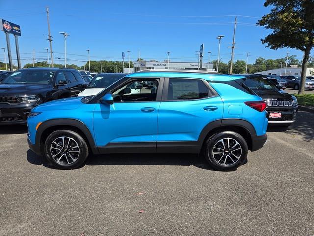 new 2025 Chevrolet TrailBlazer car, priced at $26,197