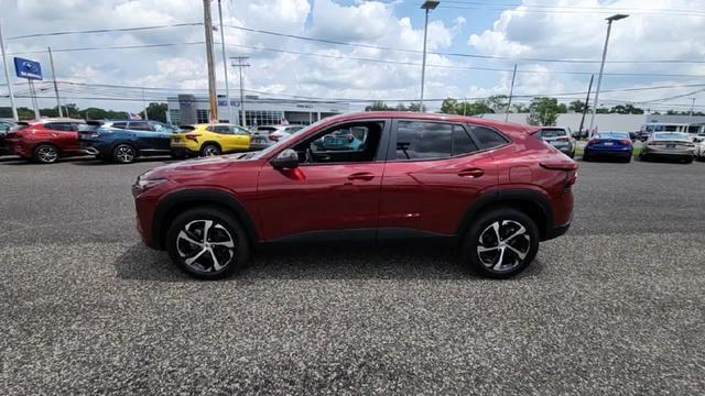 used 2024 Chevrolet Trax car, priced at $22,312