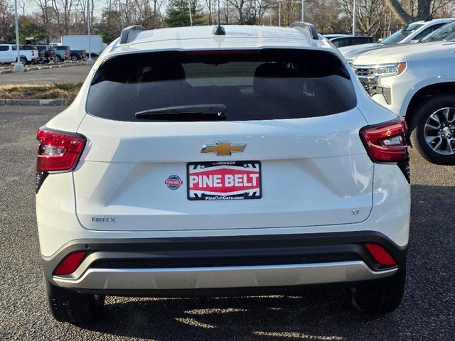 new 2026 Chevrolet Trax car, priced at $25,667