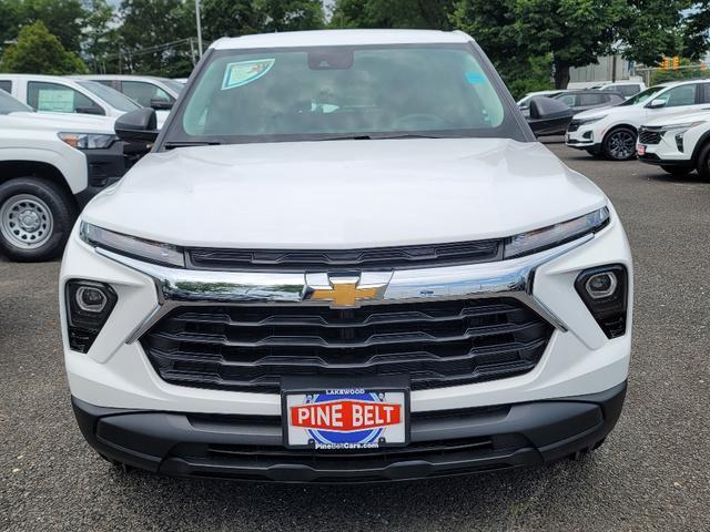 new 2025 Chevrolet TrailBlazer car, priced at $26,102