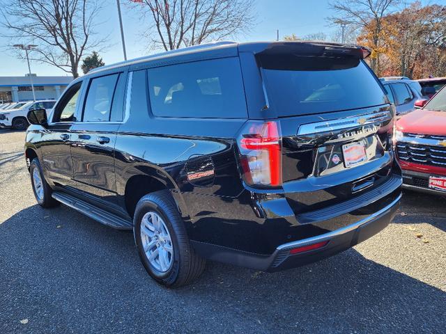 new 2024 Chevrolet Suburban car, priced at $56,058