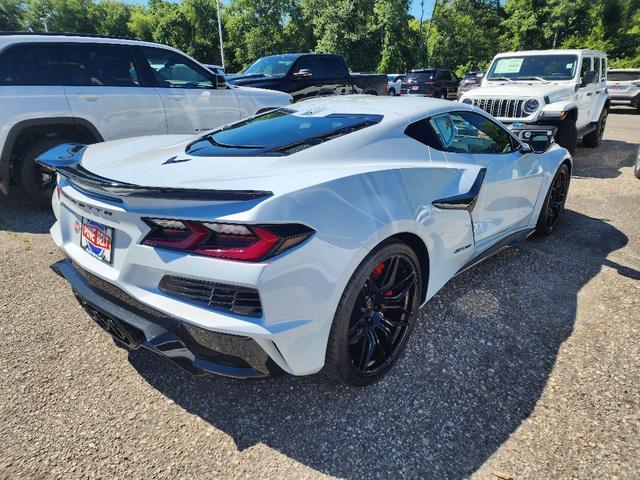 new 2024 Chevrolet Corvette car