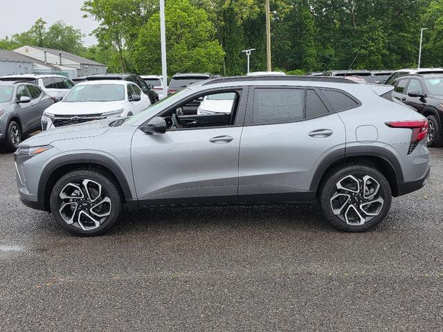 new 2025 Chevrolet Trax car, priced at $27,097
