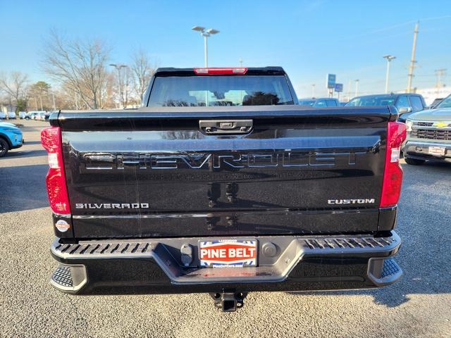 new 2025 Chevrolet Silverado 1500 car, priced at $43,018