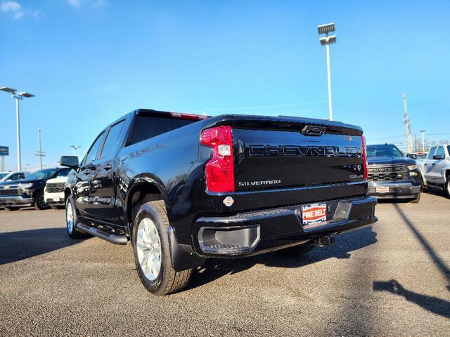 new 2025 Chevrolet Silverado 1500 car, priced at $43,018