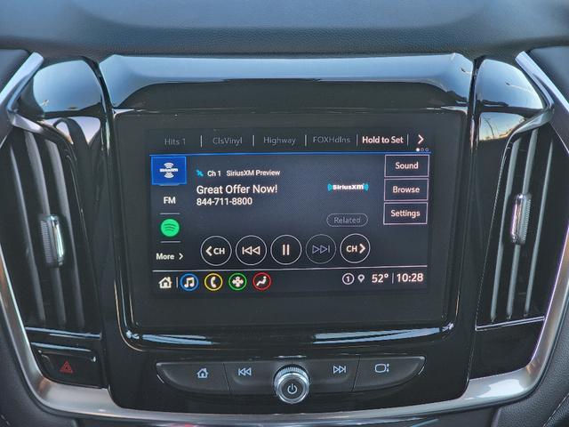 used 2023 Chevrolet Traverse car, priced at $30,512