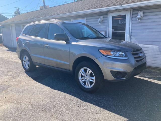 used 2012 Hyundai Santa Fe car, priced at $7,495