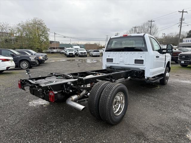 new 2024 Ford F-350 car, priced at $66,985