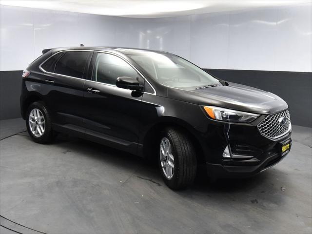 new 2024 Ford Edge car, priced at $29,991