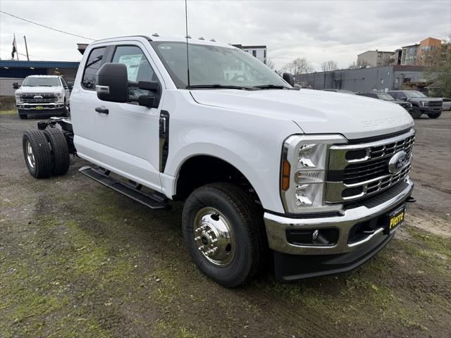 new 2024 Ford F-350 car, priced at $54,991