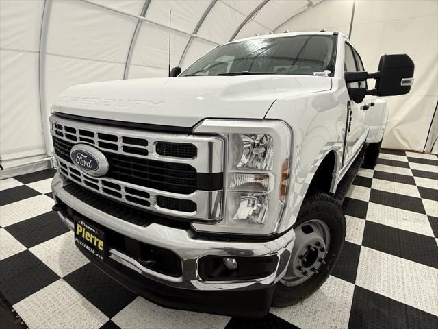 new 2024 Ford F-350 car, priced at $65,460