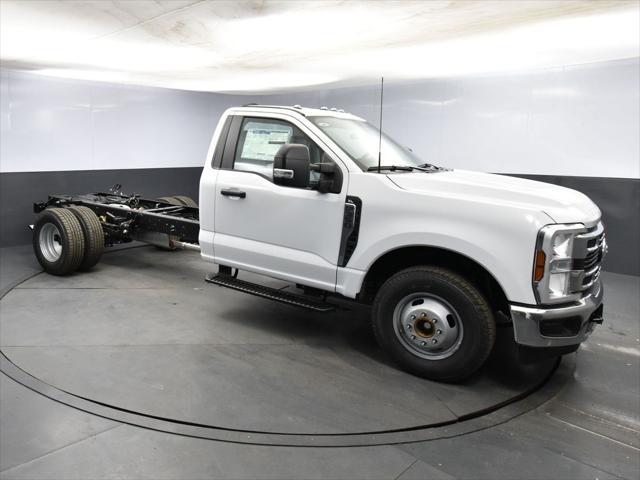 new 2024 Ford F-350 car, priced at $52,940