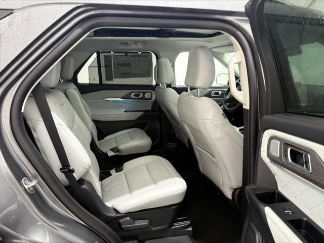 new 2025 Ford Explorer car, priced at $51,388