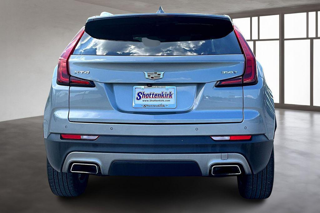 used 2023 Cadillac XT4 car, priced at $28,972