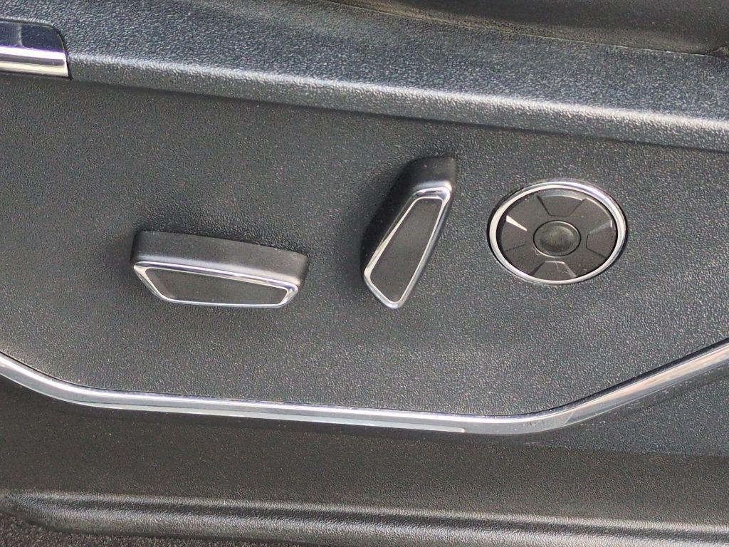 used 2021 Ford F-150 car, priced at $37,964