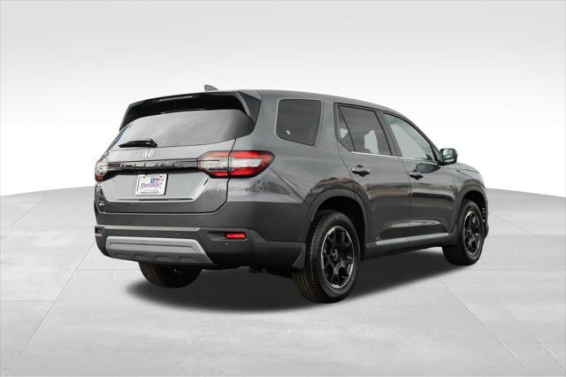 new 2025 Honda Pilot car, priced at $48,895