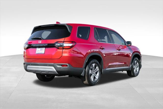 new 2025 Honda Pilot car, priced at $45,350