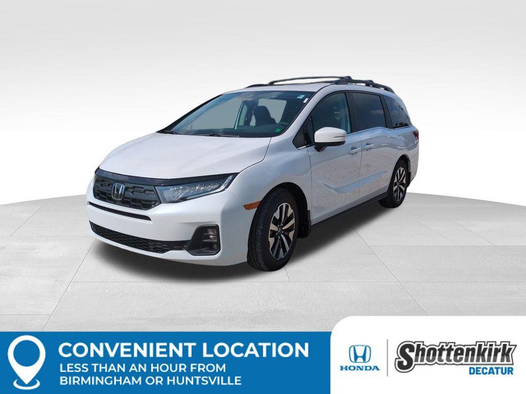 new 2026 Honda Odyssey car, priced at $45,295