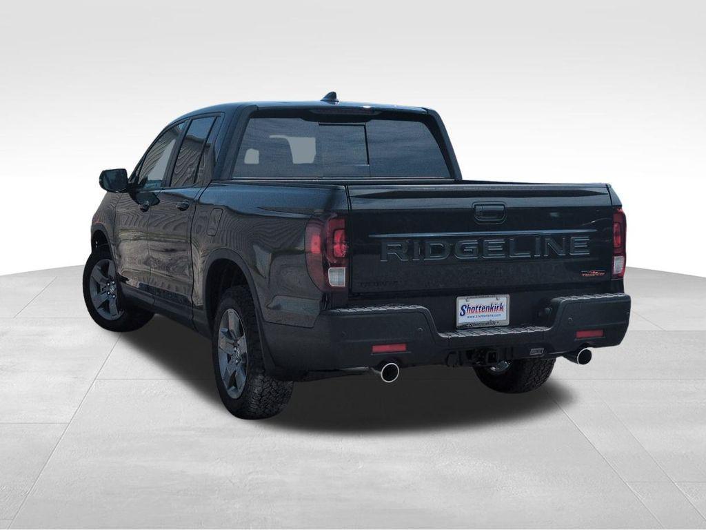 new 2025 Honda Ridgeline car, priced at $42,976