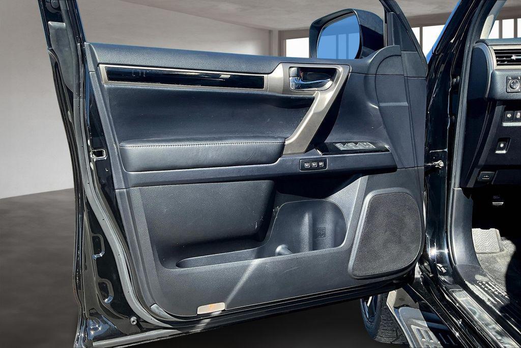 used 2017 Lexus GX 460 car, priced at $31,315