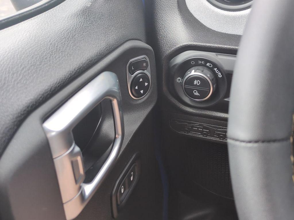 used 2024 Jeep Gladiator car, priced at $35,825